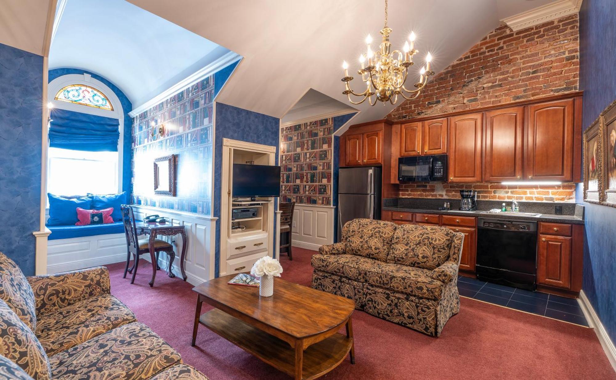 Quarter House Suites Новый Орлеан Экстерьер фото